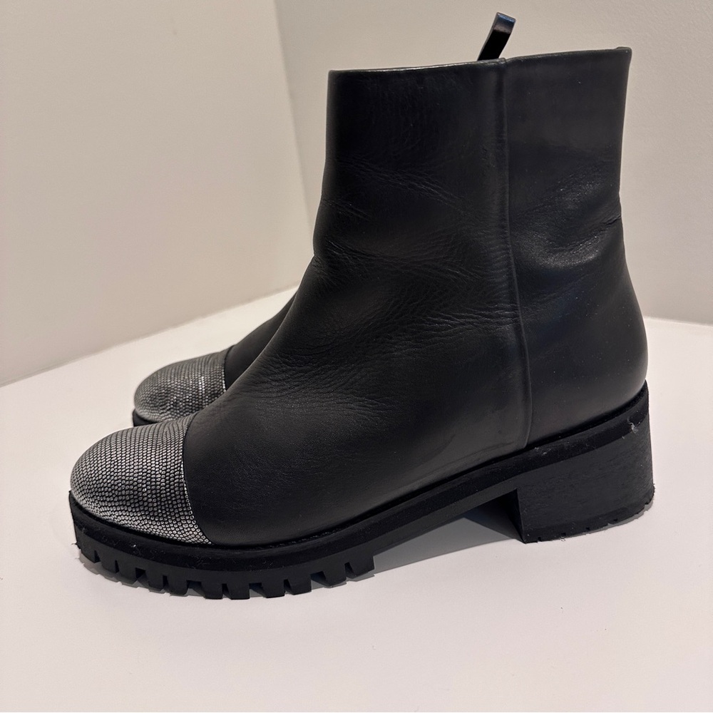 European Women's Black Leather booties with silver cap toe Sz 8.5 slightly used